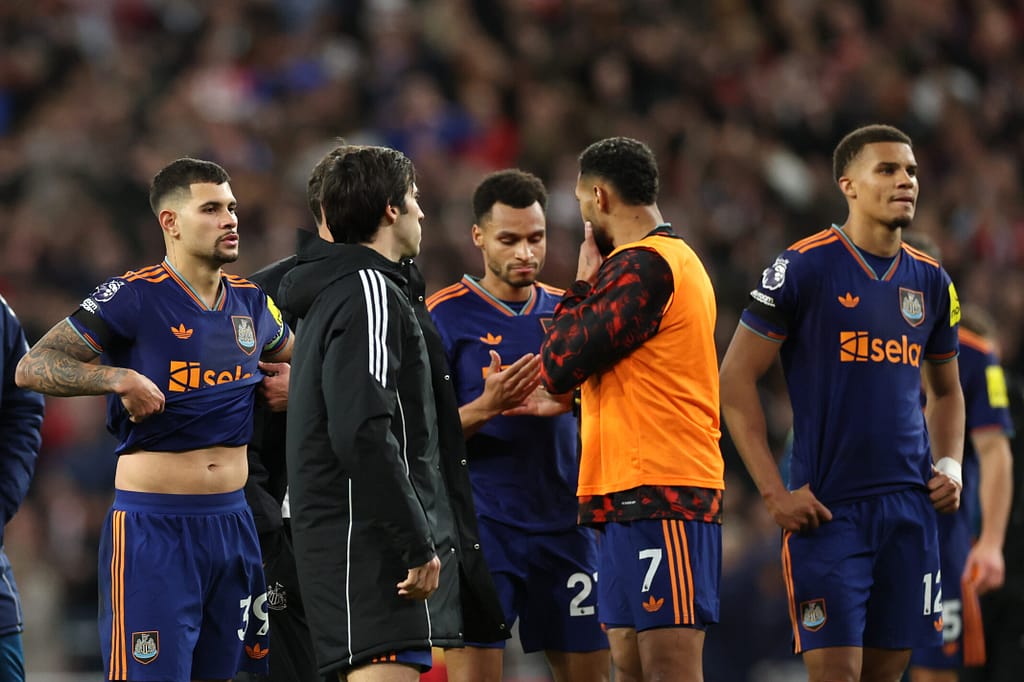 Eddie Howe issues apology and gives theory on why Newcastle United blew it vs Sunderland 2 Eddie Howe issues apology and gives theory on why Newcastle United blew it vs Sunderland