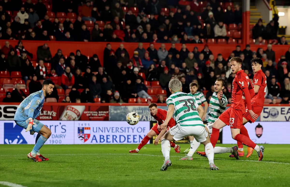 Celtic WIN Again... But ONLY Because VAR Magically Found an Onside Line – Aberdeen Boss RAGES: "It Looks Offside!"