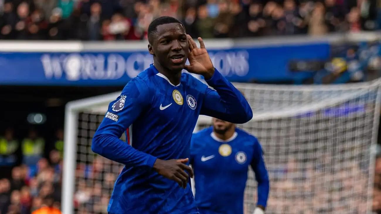 £200,000-a-Week Man Utd Star in Trouble Under Amorim After Liverpool Clash