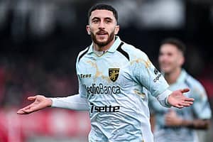 Agent Delivers Boost as Celtic Reignite Interest in In-Demand Winger 3 Agent Delivers Boost as Celtic Reignite Interest in In-Demand Winger