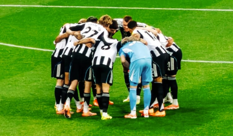 £10m man set to return? – Predicted Newcastle team to face Man Utd tonight
