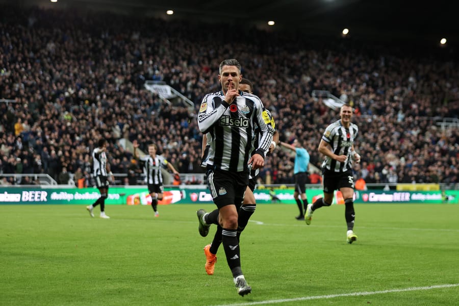 Newcastle United Want to Extend the Contract of One of Their Most Important Players: Why Is It the Right Decision?
